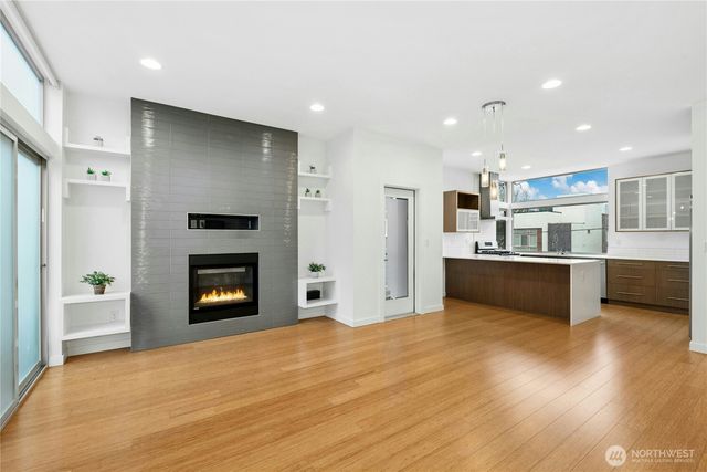 2114 E James Street, Seattle, WA 98122