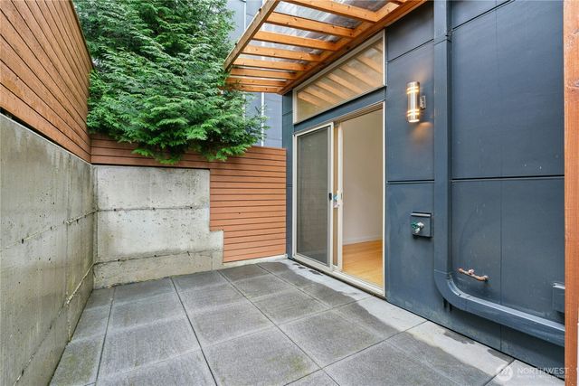 2114 E James Street, Seattle, WA 98122