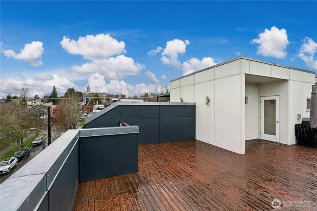 2114 E James Street, Seattle, WA 98122