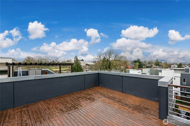 2114 E James Street, Seattle, WA 98122