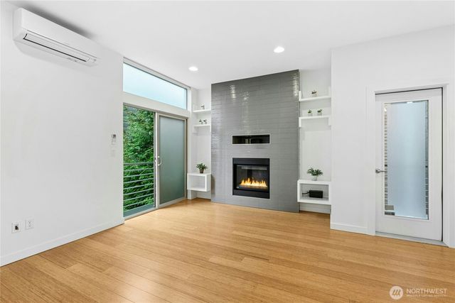 2114 E James Street, Seattle, WA 98122