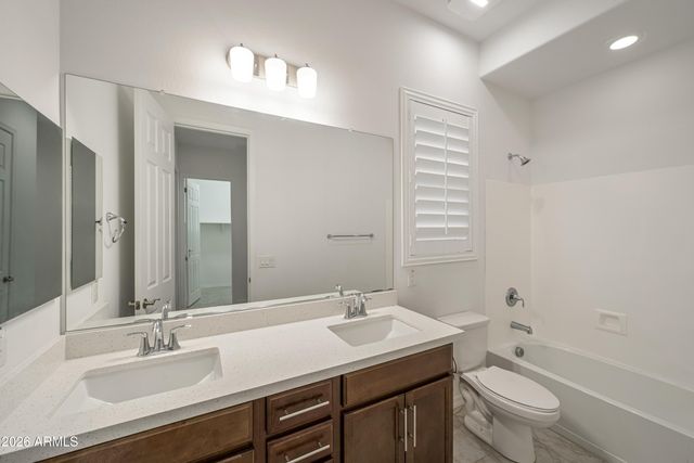 5226 W THRESHER Way, Laveen, AZ 85339