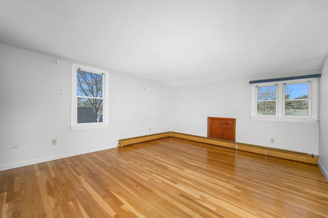 20 Harold Street, Harwich Port, MA 02646