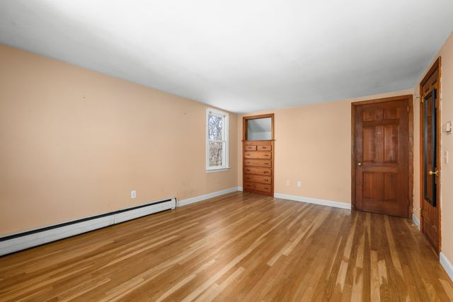 20 Harold Street, Harwich Port, MA 02646