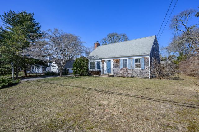 20 Harold Street, Harwich Port, MA 02646