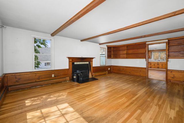 20 Harold Street, Harwich Port, MA 02646