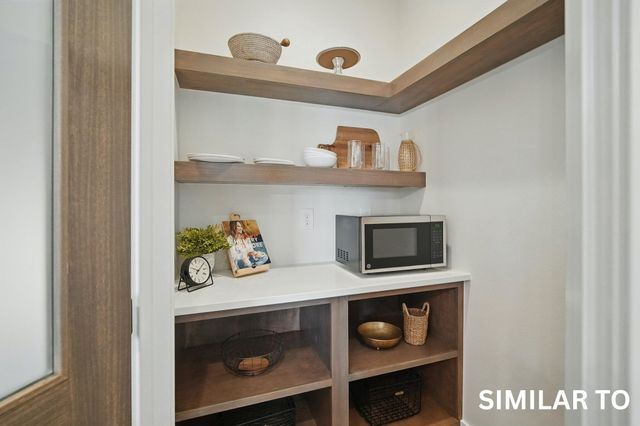 1713 Summit Circle NE, Bondurant, IA 50035