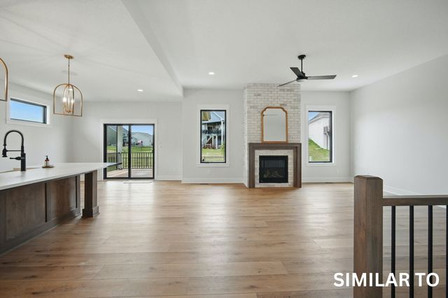 1713 Summit Circle NE, Bondurant, IA 50035