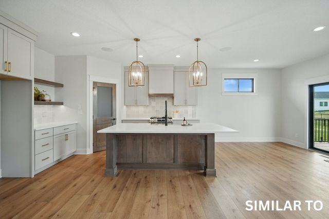 1713 Summit Circle NE, Bondurant, IA 50035