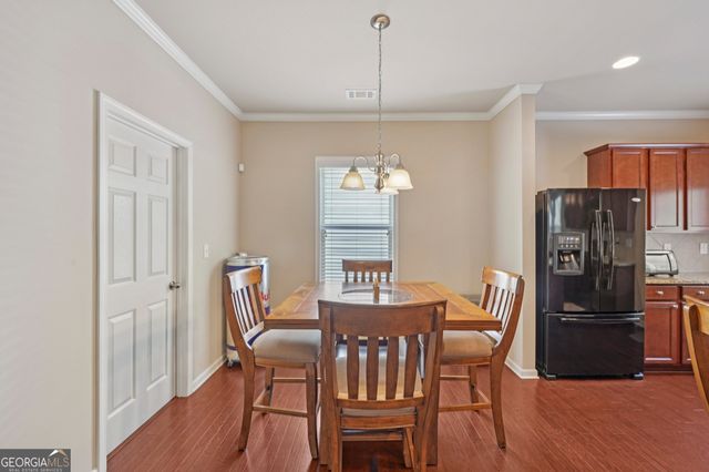 6108 Pierless Avenue, Sugar Hill, GA 30518