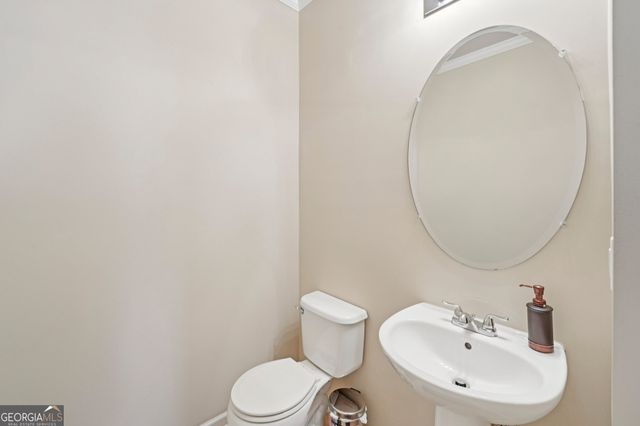 6108 Pierless Avenue, Sugar Hill, GA 30518