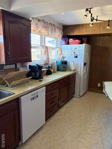 3029 Yaeger Road, Unincorporated, MO 63129