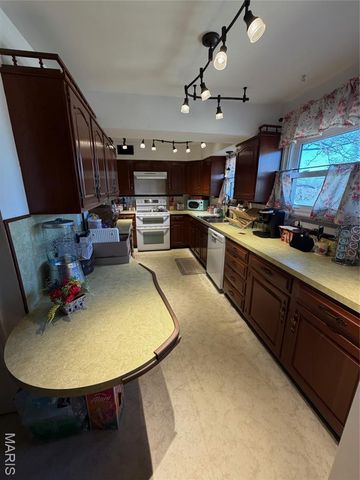 3029 Yaeger Road, Unincorporated, MO 63129