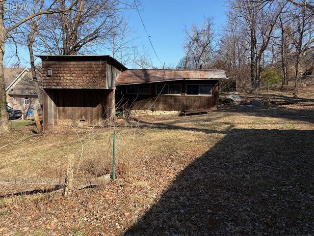 3029 Yaeger Road, Unincorporated, MO 63129