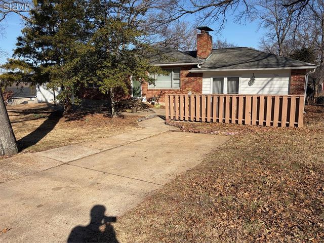 3029 Yaeger Road, Unincorporated, MO 63129