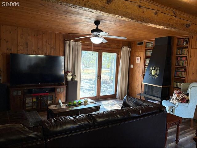 3029 Yaeger Road, Unincorporated, MO 63129