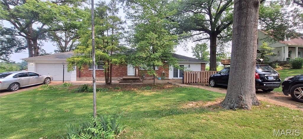 3029 Yaeger Road, Unincorporated, MO 63129