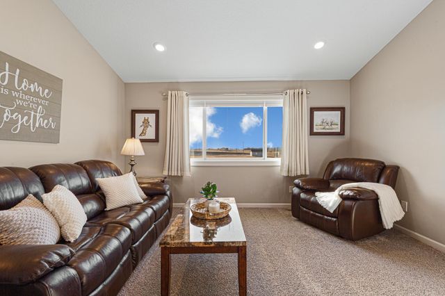 276 Tower Avenue, Dundas, MN 55019