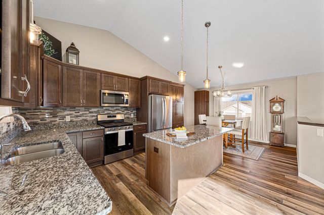 276 Tower Avenue, Dundas, MN 55019