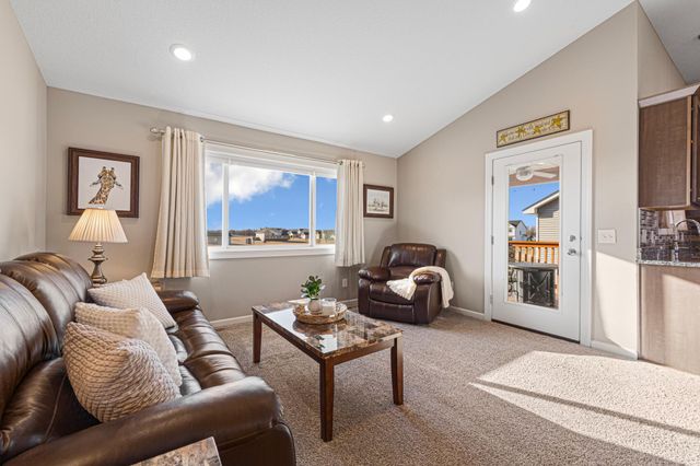 276 Tower Avenue, Dundas, MN 55019