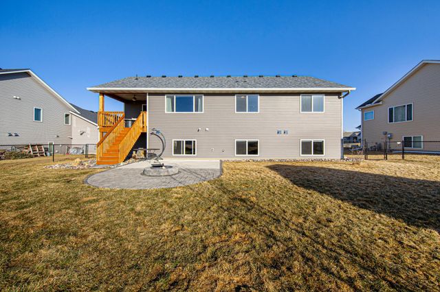 276 Tower Avenue, Dundas, MN 55019