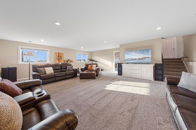 276 Tower Avenue, Dundas, MN 55019