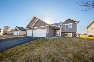 276 Tower Avenue, Dundas, MN 55019