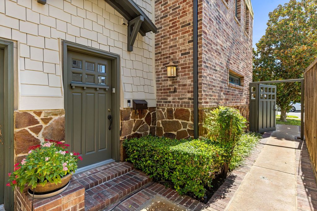 3420 Milton Avenue A, University Park, TX 75205