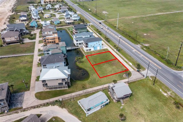 14 Blue Heron Circle, Jamaica Beach, TX 77554