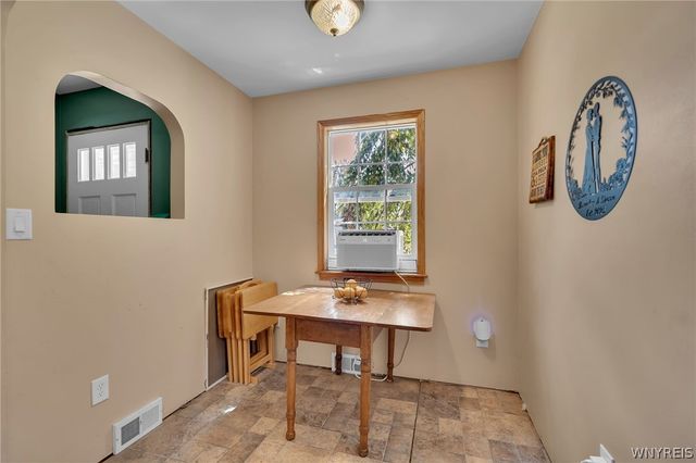 6279 Boston State Road, Hamburg, NY 14075