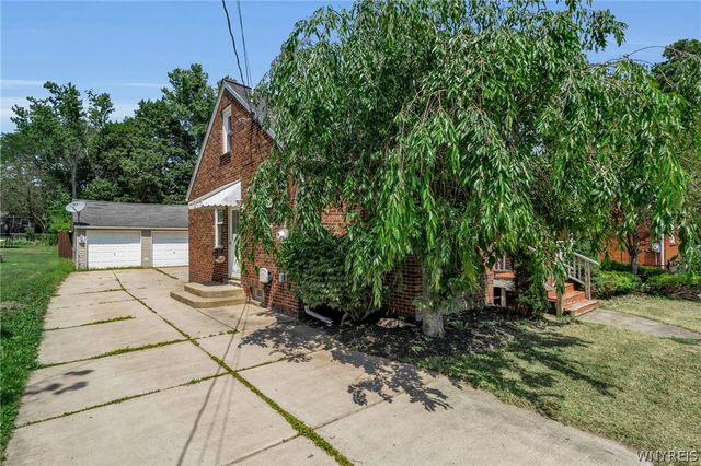 6279 Boston State Road, Hamburg, NY 14075