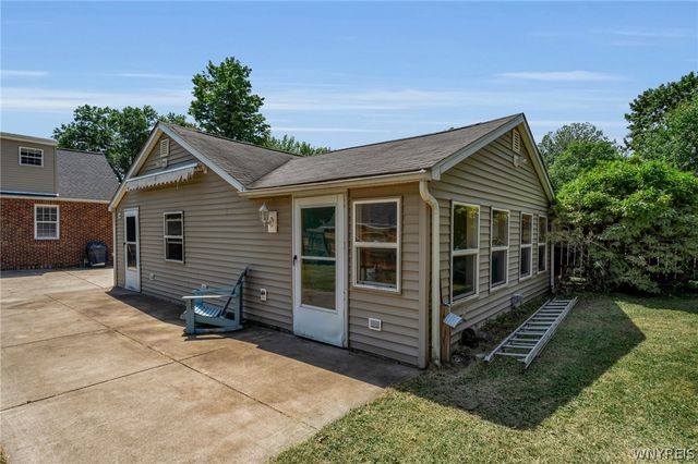 6279 Boston State Road, Hamburg, NY 14075