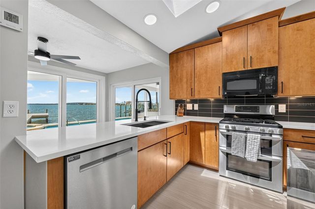 2936 68TH AVENUE S, St Petersburg, FL 33712