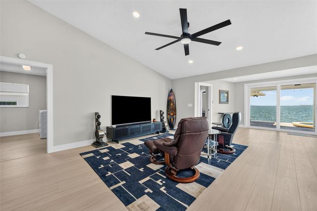2936 68TH AVENUE S, St Petersburg, FL 33712