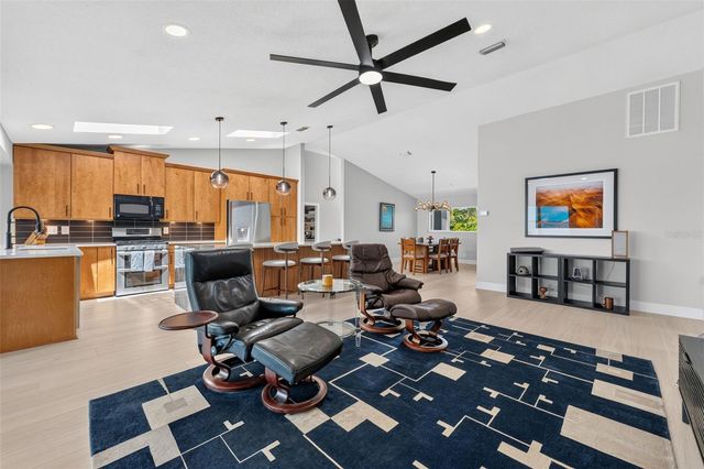2936 68TH AVENUE S, St Petersburg, FL 33712