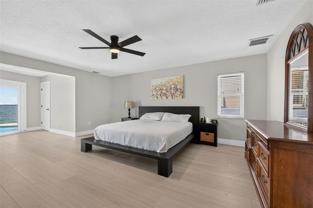 2936 68TH AVENUE S, St Petersburg, FL 33712