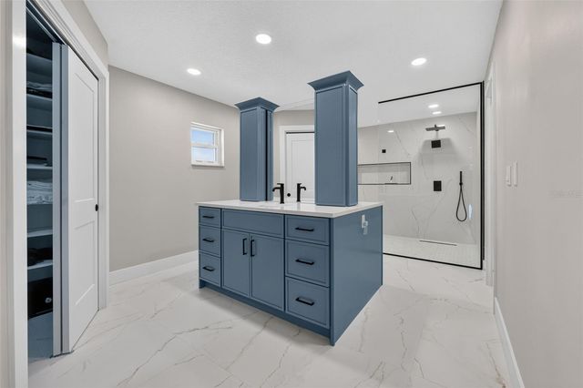 2936 68TH AVENUE S, St Petersburg, FL 33712