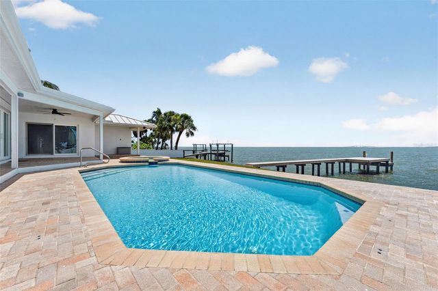 2936 68TH AVENUE S, St Petersburg, FL 33712