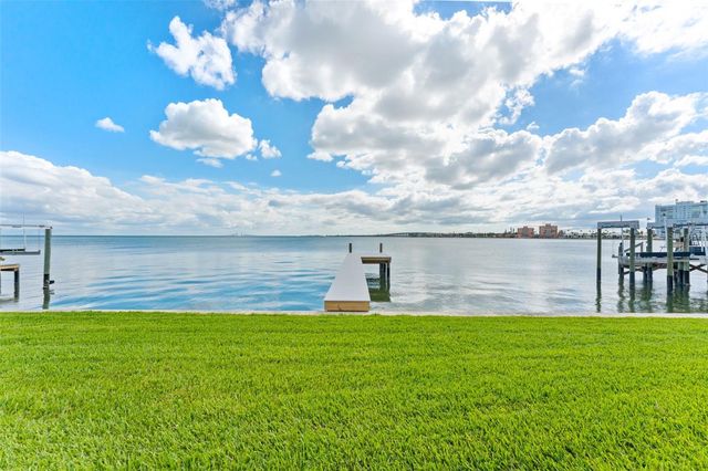 2936 68TH AVENUE S, St Petersburg, FL 33712