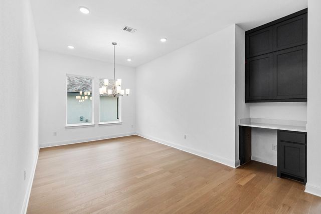 6808 Liberty Grotto CT, Lago Vista, TX 78645