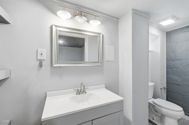 1626 Rose Place, Cincinnati, OH 45237