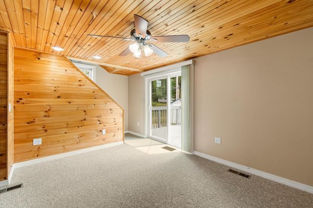 57 School Street, Sheldon, VT 05483