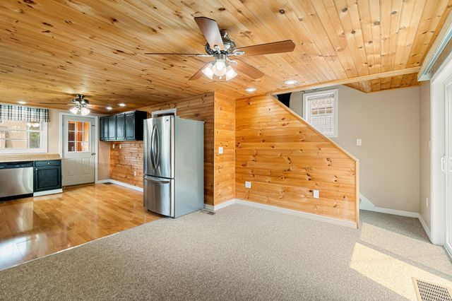 57 School Street, Sheldon, VT 05483