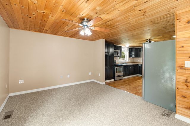 57 School Street, Sheldon, VT 05483