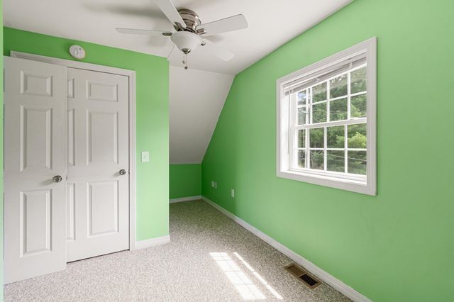57 School Street, Sheldon, VT 05483