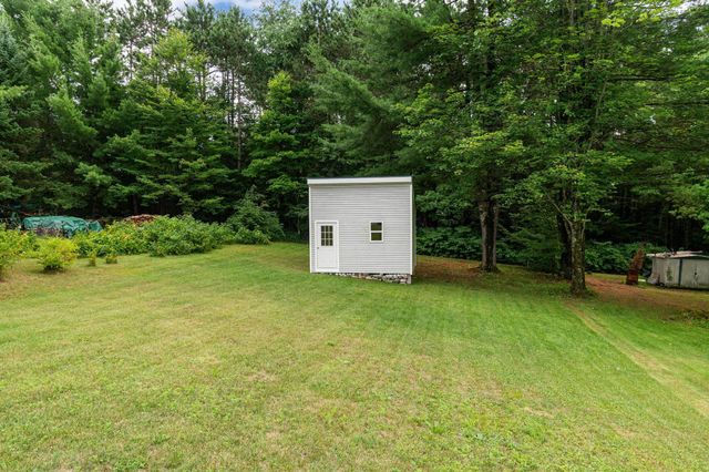 57 School Street, Sheldon, VT 05483