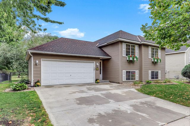 711 12th Street, Farmington, MN 55024