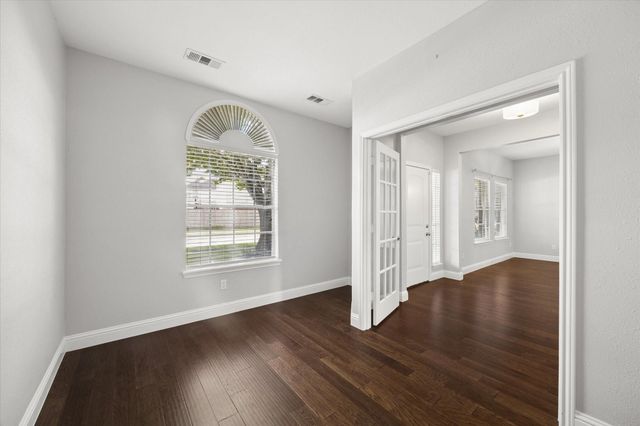 13710 Klamath Falls Drive, Houston, TX 77041
