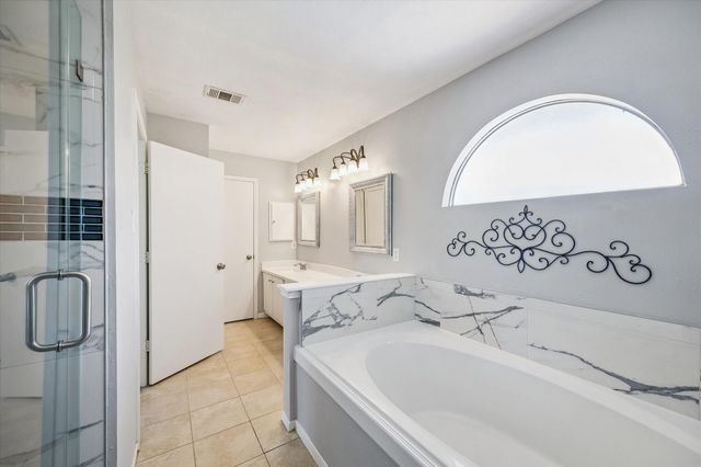 13710 Klamath Falls Drive, Houston, TX 77041