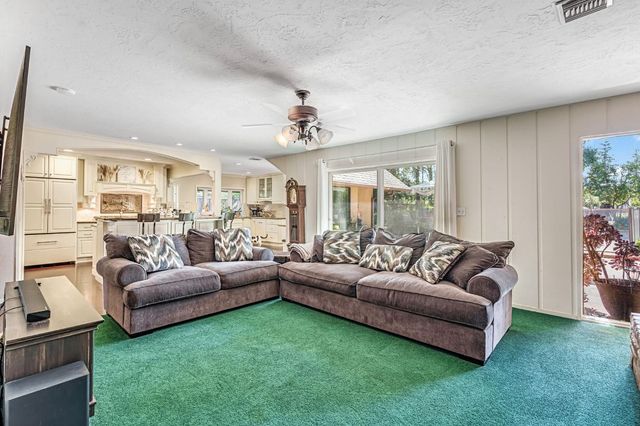 5626 E Butler Avenue, Fresno, CA 93727